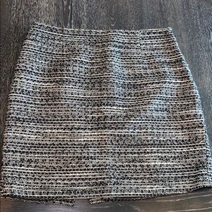 TAHARI SKIRT